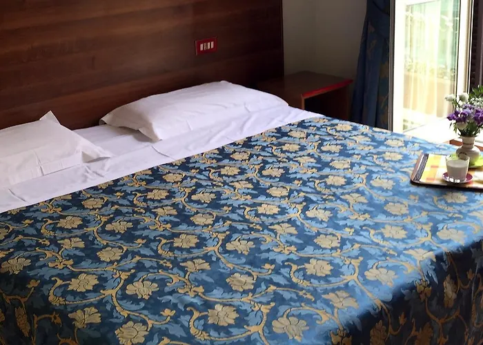 Altavilla Dieci Otel *