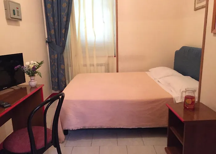 Altavilla Dieci Otel *